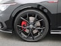 Volkswagen Golf 2.0 TSI GTI | 245 PK | Black Pack | Panorama-schuif-/kanteldak | Head-up display | Digital Display | Keyless | Diefstalalarm | Led- Mistlampen | Achteruitrijcamera | Adaptief Onderstelregel (Sport) | 19' Inch Estrolo Velgen (Zwart) |