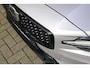 Volvo V60 T6 Plug-in hybrid AWD Plus Dark | Trekhaak | Rondom zichtcamera | Stoelverwarming voor en achter | Adaptieve cruise control | Keyless | Apple carplay/Android auto |
