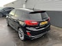Ford Fiesta 1.0 EcoBoost Titanium ST-Line Navigatie, LMV, Privacy glass, Cruise control, Smart Key, Climate control, Parkeersensoren, Historie + boekjes