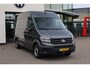 Volkswagen Crafter 35 2.0 TDI L3H3 Exclusive 177PK / 130kW Achteruitrijcamera, verwarmbare voorstoelen, Apple Carplay & Android Auto, verwarmbare voorruit, adaptive cruise control (ACC) met Stop&Go, parkeersensoren voor + achter, grootlichtassistent, full map navigatie, alarm klasse III, LED koplampen, trekhaakvoorbereiding