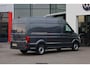 Volkswagen Crafter 35 2.0 TDI L3H3 Exclusive 177PK / 130kW Achteruitrijcamera, verwarmbare voorstoelen, Apple Carplay & Android Auto, verwarmbare voorruit, adaptive cruise control (ACC) met Stop&Go, parkeersensoren voor + achter, grootlichtassistent, full map navigatie, alarm klasse III, LED koplampen, trekhaakvoorbereiding