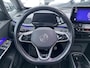 Volkswagen ID.3 First Max 58 kWh NL-Auto vol luxe, Panoramadak, stoel- & stuurverawrming, voorstoelen met massagefunctie, HUD, parkeersensoren, navigatie, dodehoekdetectie