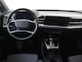 Audi Q4 e-tron 45 Advanced edition 82 kWh | Trekhaak | 3-zone airco | Parkeersensoren | Adaptieve cruise control | Keyless | Stoelverwarming | CarPlay | Navigatie |