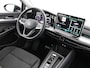 Volkswagen Golf 1.5 204pk eHybrid DSG Life Edition · Camera · Apple/Android Car Play · P-Sensoren · Keyless · 18'' Inch · Garantie t/m 27-05-2029 of 100.000km