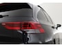 Volkswagen Golf 2.0 TSI GTI - 245 PK | S\K-dak | Dig. Cockpit | Harman/Kardon | Stoel-Stuurverw. | HUD | Sfeerverl. | Adapt. Cruise | Camera+PDC | Dodehoek | Nav+App.connect | V