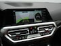 BMW 4-Serie Gran Coupe 430i M Sport 245pk Dealer O.H Sanremo Green | Panodak | Lederen Competition Stoelen Memory & Verwarmd | Adaptive Onderstel | 360 Camera | Harman & Kardon | 19" L.M | Carbon | Apple Carplay | Navigatie | Blis | Virtual | DAB |