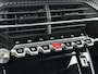 Peugeot 2008 1.2 Puretech 100pk Allure Pack | Navigatie | Camera | 17 inch | Trekhaak | Lage kilometerstand