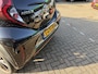 Toyota Aygo X 1.0 VVT-i S-CVT Limited AUTOMAAT | TWO TONE COLOR  | DODEHOEK DETECTIE | ACHTERUIT RIJ CAMERA| SPORT STOELEN| KEYLESS ENTRY/GO| NAVIGATIE | LED KOPLAMPEN | STOEL VERWARMING |