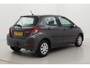 Toyota Yaris 1.0 VVT-i Now | Volledige dealerhistorie | Trekhaak | Airco | Elektrische ramen voor | Radio CD speler