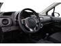 Toyota Yaris 1.0 VVT-i Now | Volledige dealerhistorie | Trekhaak | Airco | Elektrische ramen voor | Radio CD speler
