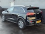 Kia Niro EV e-Niro ExecutiveLine 64 kWh Trekhaak, Full-option, Nieuw geleverd en dealeronderhouden, Schuif/kanteldak, BTW-auto
