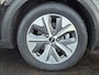 Kia Niro EV e-Niro ExecutiveLine 64 kWh Trekhaak, Full-option, Nieuw geleverd en dealeronderhouden, Schuif/kanteldak, BTW-auto