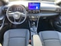Toyota Yaris 1.5 Hybrid 130 Executive Mega veel luxe, NL-auto, Dodehoekdetectie, stoel- & stuurverwarming, navigatie Apple CarPlay/Android Auto, parkeersensoren v&a, ACC