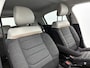 Citroën C3 Max 83pk | Navigatie | Achteruitrijcamera | Climate Control | Stoelverwarming | Cruise Control | Parkeersensoren | DAB+ radio | Apple Carplay / Android Auto | Keyless | Led koplampen | Comfortstoelen Stof/Kunstleder | Elektrisch inklapbare spiegels | Automatisch dimlicht | Regensensor | Donker getint glas | 17" lichtmetalen velgen |