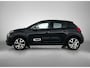 Citroën C3 Max 83pk | Navigatie | Achteruitrijcamera | Climate Control | Stoelverwarming | Cruise Control | Parkeersensoren | DAB+ radio | Apple Carplay / Android Auto | Keyless | Led koplampen | Comfortstoelen Stof/Kunstleder | Elektrisch inklapbare spiegels | Automatisch dimlicht | Regensensor | Donker getint glas | 17" lichtmetalen velgen |