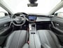 Peugeot 408 1.2 145pk Hybrid e-DCS6 Allure | 1e eigenaar | Navigatie | 360 camera | 19 inch lichtmetalen wielen | Apple Carplay | Cruisecontrol adaptief