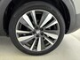 Peugeot 5008 SUV Premium Avantage 130pk Automaat | Trekhaak | Elektrische Achterklep | Navigatie