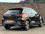 Volkswagen T-Roc 1.5 TSI DSG 2x R-LINE Trekhaak Keyless IQ Light