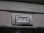 Audi A5 Avant 2.0 e-hybrid quattro S edition l Demo l Adaptive cruise control l Parkeersensoren l Achteruitrijcamera l Verwarmbare voorstoelen l Stoelen voor, elekt. verstelb. l Navigatie l Apple Carplay / Android Auto l Privacy glas l Audi drive select l Optiekpakket zwart + Audi ring