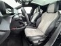 Peugeot e-208 EV GT-line 350 50kWh Pano-dak 360°Camera Leder/Alcantara Adaptive-Cruise Apple Carplay Android Auto Navi Ecc Pdc-a+v SOH 89% Stoelverwarming Led Lmv 17" Regen-Lichtsensor Privacy Glas Keyless DAB+ 1e Eigenaar Origineel Nederlandse Auto Dealeronderhouden Bomvol € 40.000 nieuw!