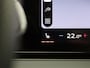 Audi Q3 1.5 e-hybrid S edition l Demo l Adaptive cruise control l Achteruitrijcamera l Navigatie l Verwarmbare voorstoelen l Dodehoekdetectie l Matrix LED koplampen l Comfortsleutel l Alarm Klasse III l Privacy glas l 20" lichtmetalen wielen