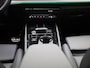 Audi Q3 1.5 200kW e-hybrid S edition l Demo l Adaptive cruise control l Achteruitrijcamera l Navigatie l Airco l Verwarmbare voorstoelen l Dodehoekdetectie l Matrix LED koplampen l Comfortsleutel l Alarm Klasse III l Privacy glas l 20" lichtmetalen wielen
