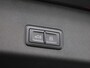 Audi Q3 1.5 200kW e-hybrid S edition l Demo l Adaptive cruise control l Achteruitrijcamera l Navigatie l Airco l Verwarmbare voorstoelen l Dodehoekdetectie l Matrix LED koplampen l Comfortsleutel l Alarm Klasse III l Privacy glas l 20" lichtmetalen wielen