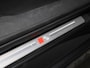 Audi Q3 1.5 e-hybrid S edition l Demo l Adaptive cruise control l Achteruitrijcamera l Navigatie l Verwarmbare voorstoelen l Dodehoekdetectie l Matrix LED koplampen l Comfortsleutel l Alarm Klasse III l Privacy glas l 20" lichtmetalen wielen