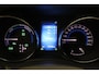 Toyota Auris Touring Sports 1.8 Hybrid Lease Exclusive | Leder | Navigatie | LED | Stoelverwarming | Keyless | Cruise Control | Clima | Parkeersensoren voor/achter | Camera | 16 inch | Bluetooth | Rijstrooksensor
