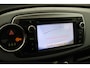 Toyota Yaris 1.5 Full Hybrid Dynamic | Origineel NL | Navigatie | Keyless | Cruise Control | Clima | Camera | 16 inch | Dakspoiler