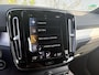 Volvo XC40 Plug-in Hybrid T4 Plus Dark | Facelift | Harman Kardon audio | Adaptive cruise control | Elektrische stoelverstelling | LED koplampen | Stoel- en stuurverwarming | Dode hoek detectie BLIS |