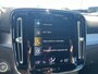 Volvo XC40 Plug-in Hybrid T4 Plus Dark | Facelift | Harman Kardon audio | Adaptive cruise control | Elektrische stoelverstelling | LED koplampen | Stoel- en stuurverwarming | Dode hoek detectie BLIS |
