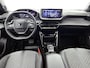 Peugeot 2008 SUV Allure Hybrid 145pk Automaat | Navigatie | Camera v+a | Climate Control | Adaptieve Cruise Control | Parkeersensoren v+a | Keyless | Dodehoeksensor | Draadloze Apple Carplay / Android Auto | Digitaal instrumentenpaneel | DAB+ radio | Led koplampen | Donker getint glas | 17" lichtmetalen velgen |