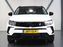 Opel Grandland 1.2 130PK Turbo Level 2 | AUTOMAAT | AppleCarPlay/AndroidAuto | Cruise Control | Camera | Stoel, Stuur & Voorruit verwarmd | AGR-Stoelen | Parkeersensoren | Two-tone | Isofix | Privacy Glass |