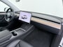 Tesla Model Y RWD Warmtepomp LFP-Accu Leer Lmv Camera's Pano-dak Adap.Cruise Navi Ecc Autopilot Stoel+Stuur+Achterbank Verwarming Elek.Achterklep Dodehoek detector Draadloze telefoonlader SOH 93% 1e Eigenaar Origineel Nederlandse Auto 1.600KG Trekgewicht