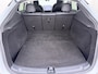 Tesla Model Y RWD Warmtepomp LFP-Accu Leer Lmv Camera's Pano-dak Adap.Cruise Navi Ecc Autopilot Stoel+Stuur+Achterbank Verwarming Elek.Achterklep Dodehoek detector Draadloze telefoonlader SOH 93% 1e Eigenaar Origineel Nederlandse Auto 1.600KG Trekgewicht
