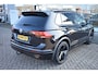 Volkswagen Tiguan 1.5 TSI 150PK DSG-7 R-Line | TREKHAAK | PANORAMADAK | ADAPT. CRUISE | NAVIGATIE | BLACK STYLE