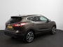 Nissan Qashqai 1.2 Tekna Airco | Cruise control | LED | Parkeersensoren | Camera | Radio | Lichtmetalen velgen | Verwarmde voorstoelen | Panoramadak | Trekhaak
