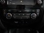 Nissan Qashqai 1.2 Tekna Airco Cruise control LED Parkeersensoren Camera Radio Lichtmetalen velgen Verwarmde voorstoelen Panorama dak Trekhaak APK 9-7-2027!