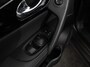 Nissan Qashqai 1.2 Tekna Airco Cruise control LED Parkeersensoren Camera Radio Lichtmetalen velgen Verwarmde voorstoelen Panorama dak Trekhaak APK 9-7-2027!