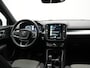 Volvo XC40 T4 Plus Bright Plug In Hybrid 211pk Dealer O.H PHEV | Trekhaak Af Fabriek | Adaptive Cruise | Camera | Harman & Kardon | Comfortstoelen Memory & Verwarmd | Keyless | Blis | Apple Carplay | Stuur verwarmd | Navigatie | Virtual | DAB |