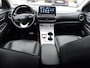 Hyundai Kona Electric EV Premium 64 kWh Leer | Camera | Stoelvent. en verw. | LMV | 1e eig | NL auto