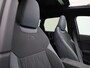 Audi Q3 1.5 200kW e-hybrid S edition l Demo l Adaptive cruise control l Airco l Navigatie l Stoelen voor, elekt. verstelb. l Geheugen bestuurdersstoel l Panorama-glasdak l Head-up display l 360 graden camera l Matrix LED koplampen l Bang & Olufsen sound system l Verwarmbare voorstoelen