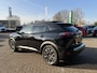 Peugeot e-2008 EV GT Pack 50 kWh AUTOMAAT |PANORAMADAK | ACHTERUIT RIJ CAMERA| SPORT STOELEN| KEYLESS ENTRY/GO| NAVIGATIE | LED KOPLAMPEN | STOEL VERWARMING |