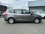 Renault Grand Scenic 1.2TCe Limited Grijs, Navigatie, Airco
