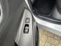 Hyundai Kona Electric EV Limited 64 kWh / achterbank verwarmd / Apple Carplay/Android Auto / cruise control adaptief met Stop&Go en stuurhulp /