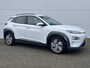 Hyundai Kona Electric EV Limited 64 kWh / achterbank verwarmd / Apple Carplay/Android Auto / cruise control adaptief met Stop&Go en stuurhulp /