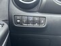 Hyundai Kona Electric EV Limited 64 kWh / achterbank verwarmd / Apple Carplay/Android Auto / cruise control adaptief met Stop&Go en stuurhulp /