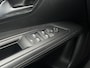 Peugeot 3008 1.2 PureTech Allure Avantage | Trekhaak | Navigatie | Climate Control | Skiluik | DAB | Parkeercamera/-sensoren | Apple Carplay/Android Auto |