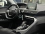 Peugeot 3008 1.2 PureTech Allure Avantage | Trekhaak | Navigatie | Climate Control | Skiluik | DAB | Parkeercamera/-sensoren | Apple Carplay/Android Auto |